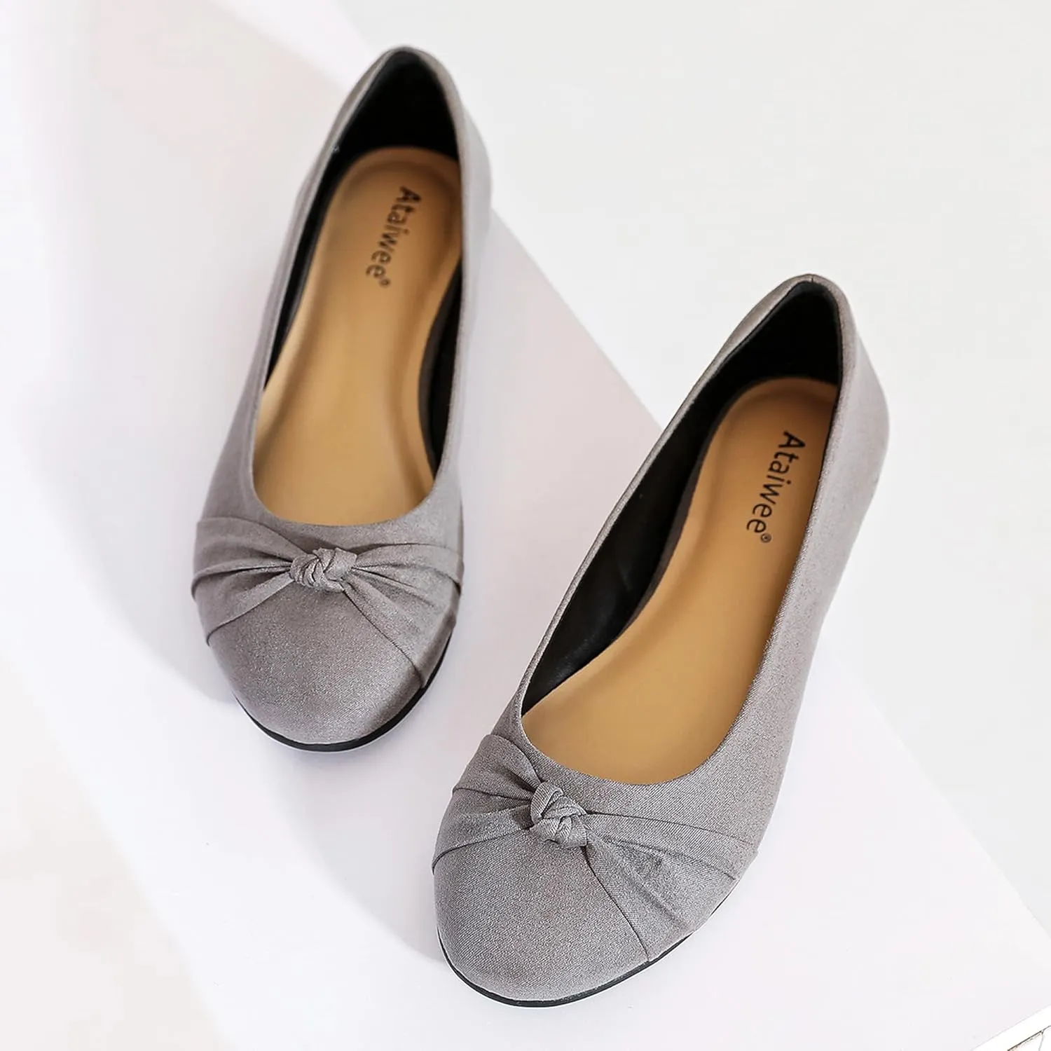 Ataiwee Women's Wide Width Flats Shoes - Ladies Cute and Comfortable Dress Ballet Shoes.