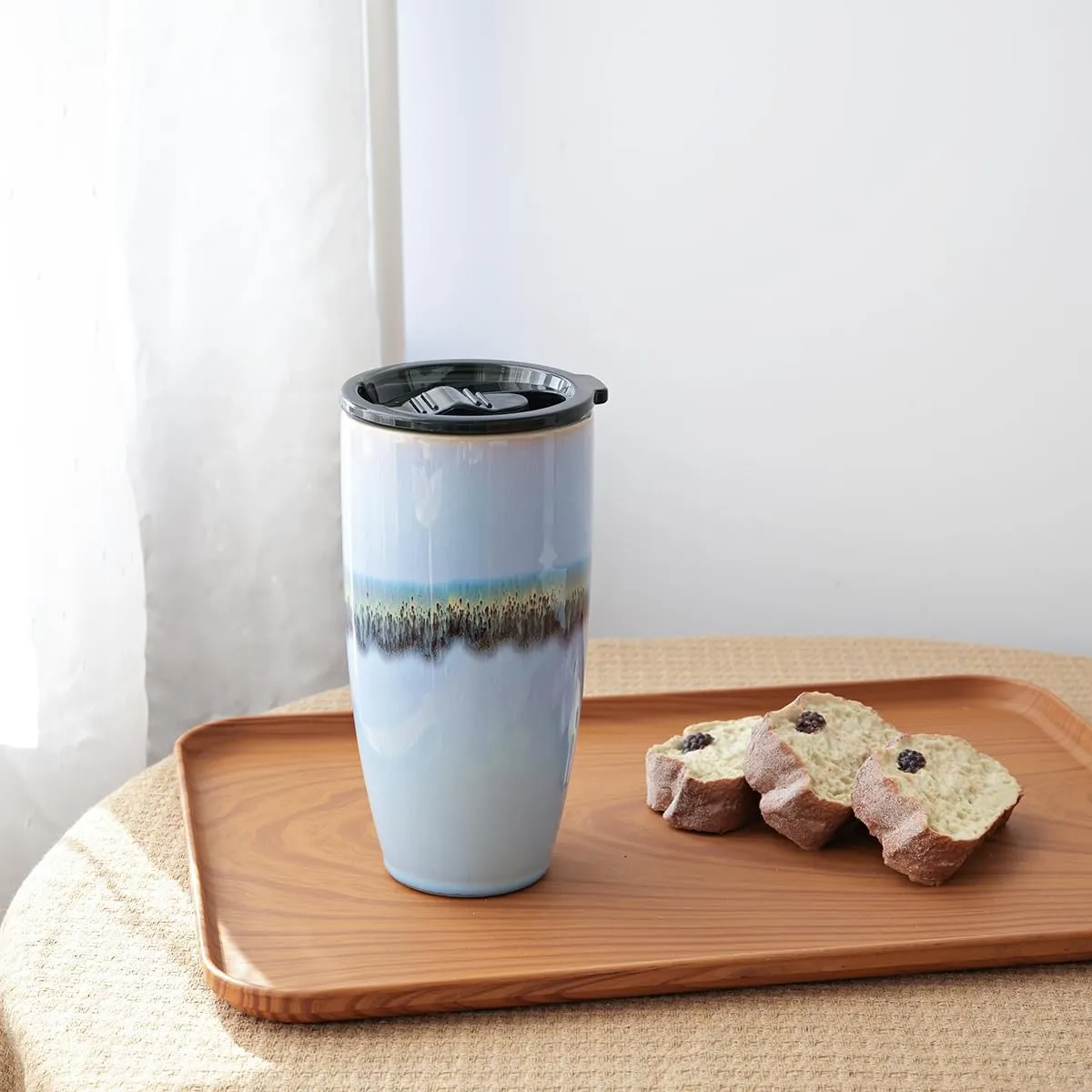 Bosmarlin Ceramic Travel Coffee Mug with Lid, 21 fl oz, Portable Coffee Cup for Car Cup Holder, Microwave and Dishwasher Safe, Reactive Glaze