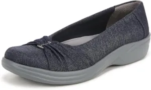 BZees Women's Classic Loafer