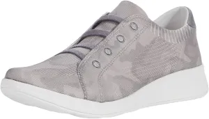 Bzees Womens Golden Knit Slip-On Sneaker