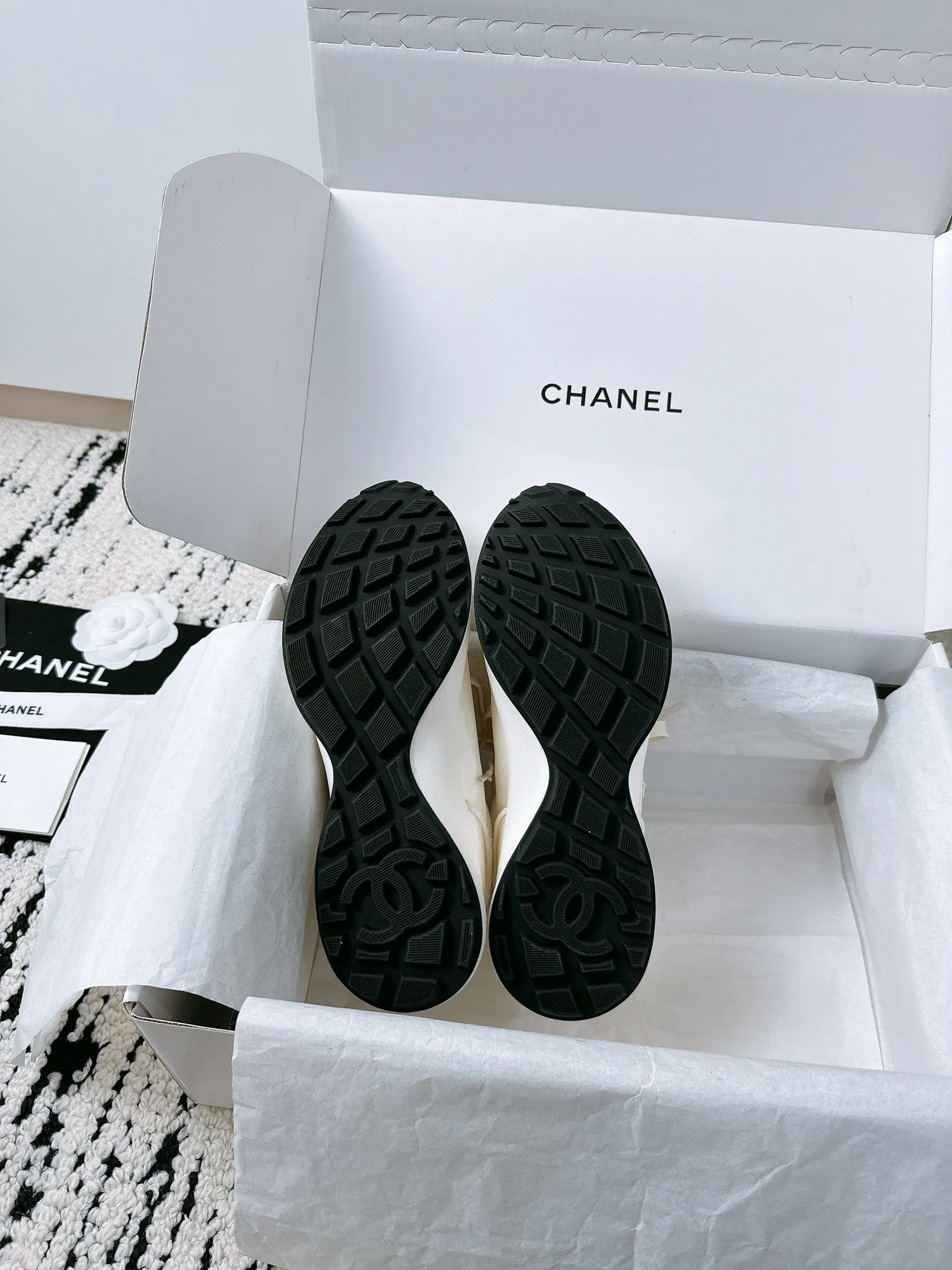 CC Sneaker 35mm In White Soft Cowhide 144691