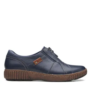 Clarks Women's Magnolia Zip Navy | Black Leather