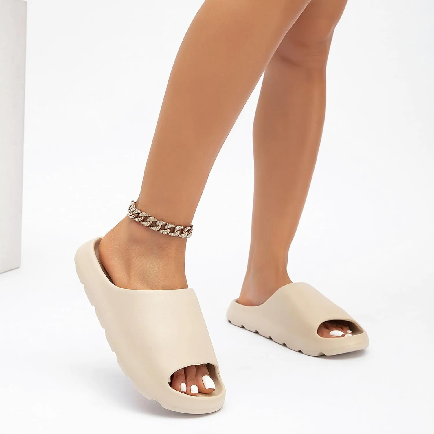 Cloud Slippers for Women and Men Soft Ultra Cushion Pillow Slide Sandals Summer Beach Shoes with Thick Sole