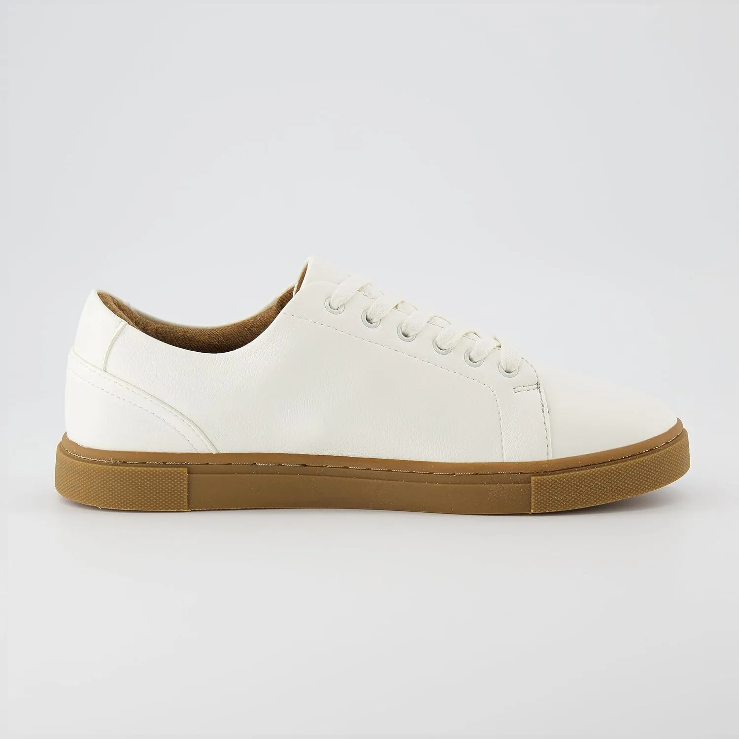 CUSHIONAIRE Men's Princeton lace up Sneaker with  Comfort Foam