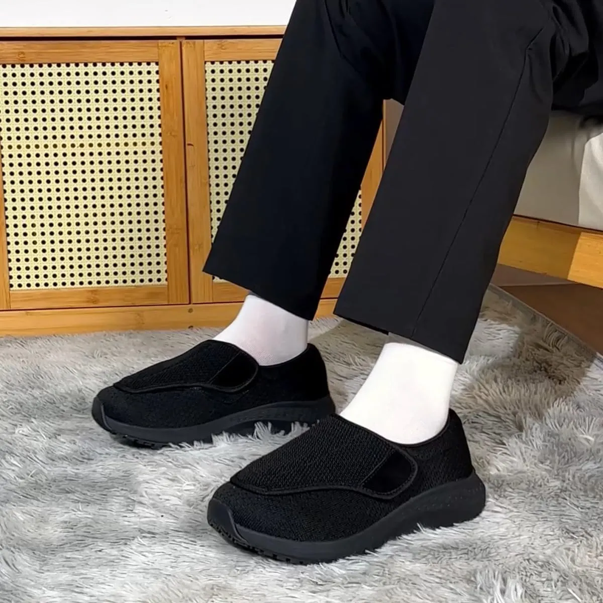 Diabetic Shoes for Men and Women, Adjustable Slip-On Wide Walking Shoes for Swollen Feet, Orthopedic Foot Pain Relief, Neuropathy - EasyTop Wings