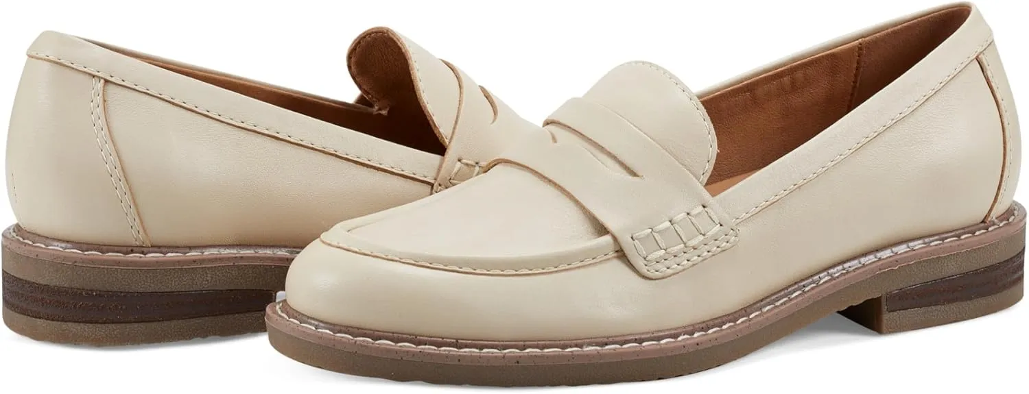 Earth Women's Javas Penny Loafer