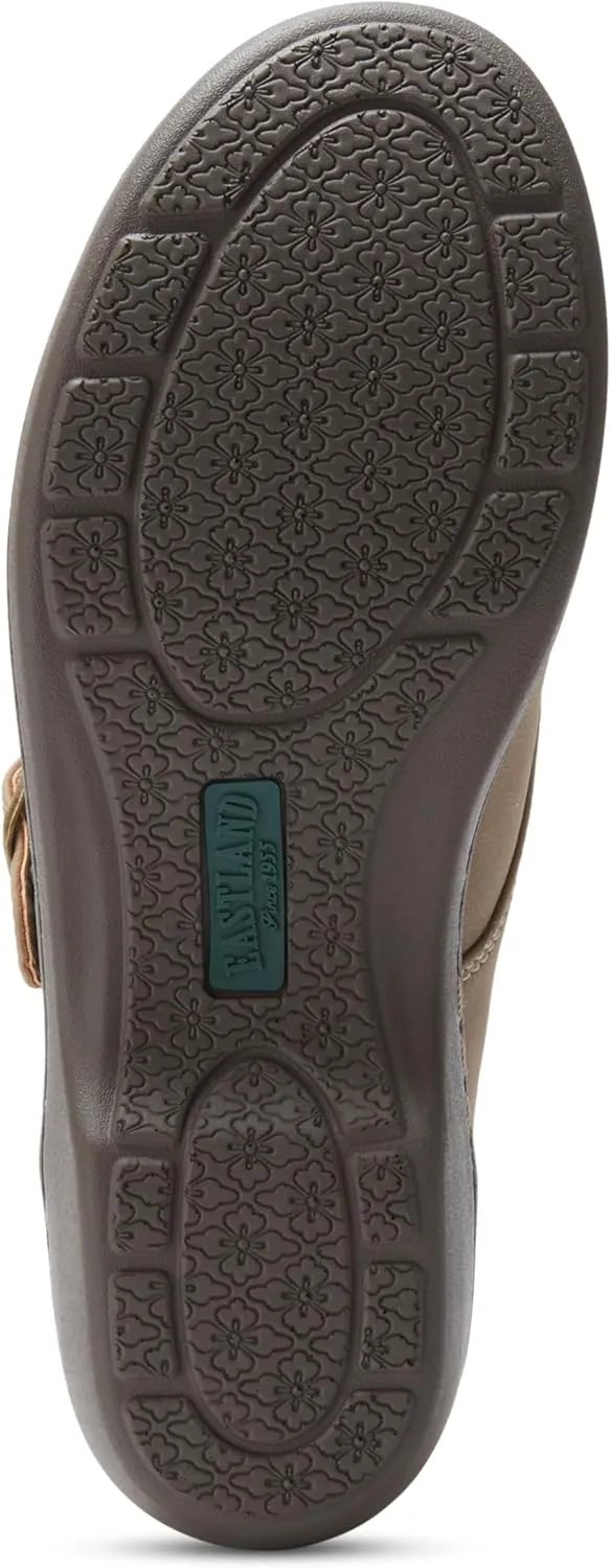 Eastland Women's Sherri Loafer Flat