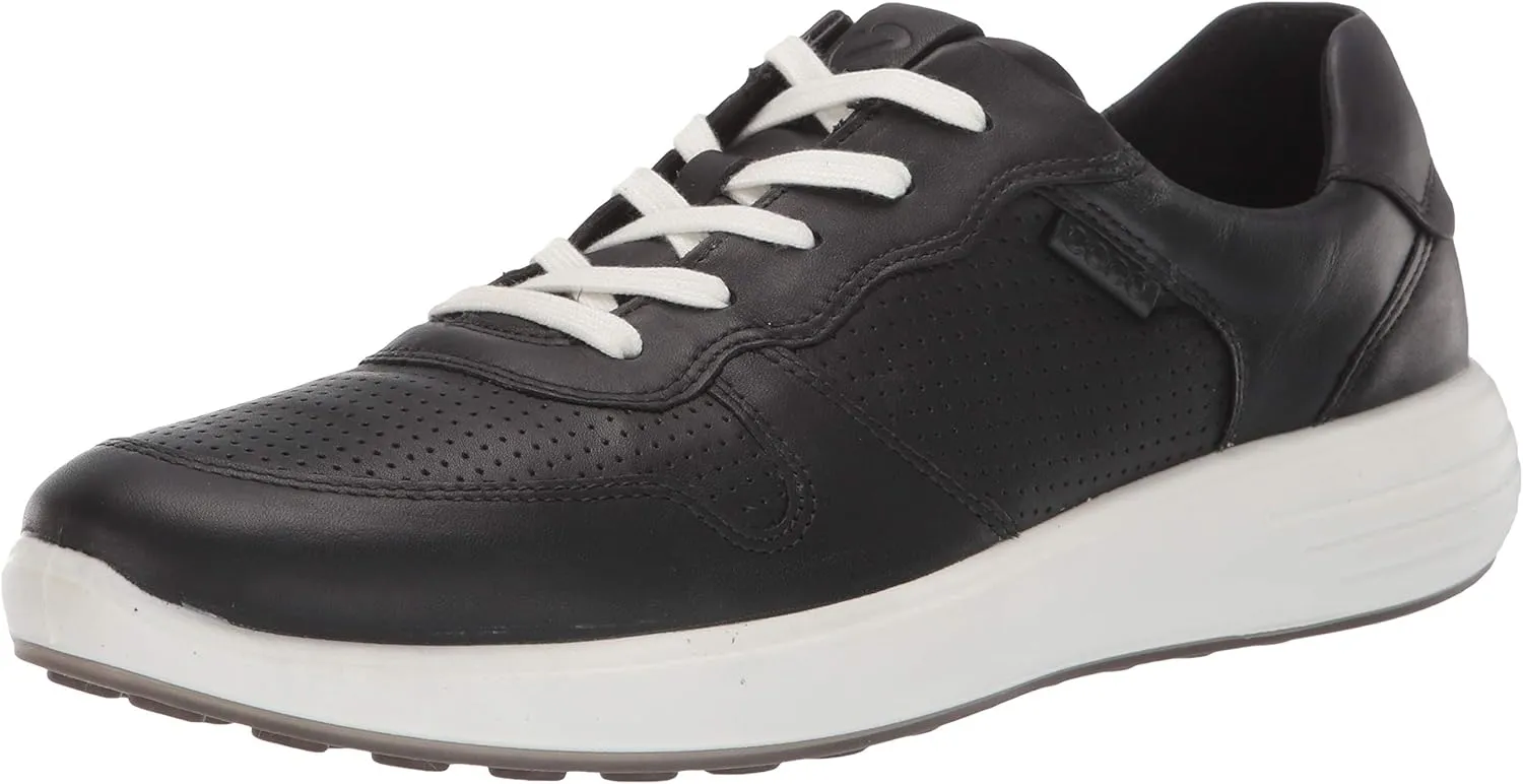 ECCO Men's Soft 7 Runner Perforated Sneaker