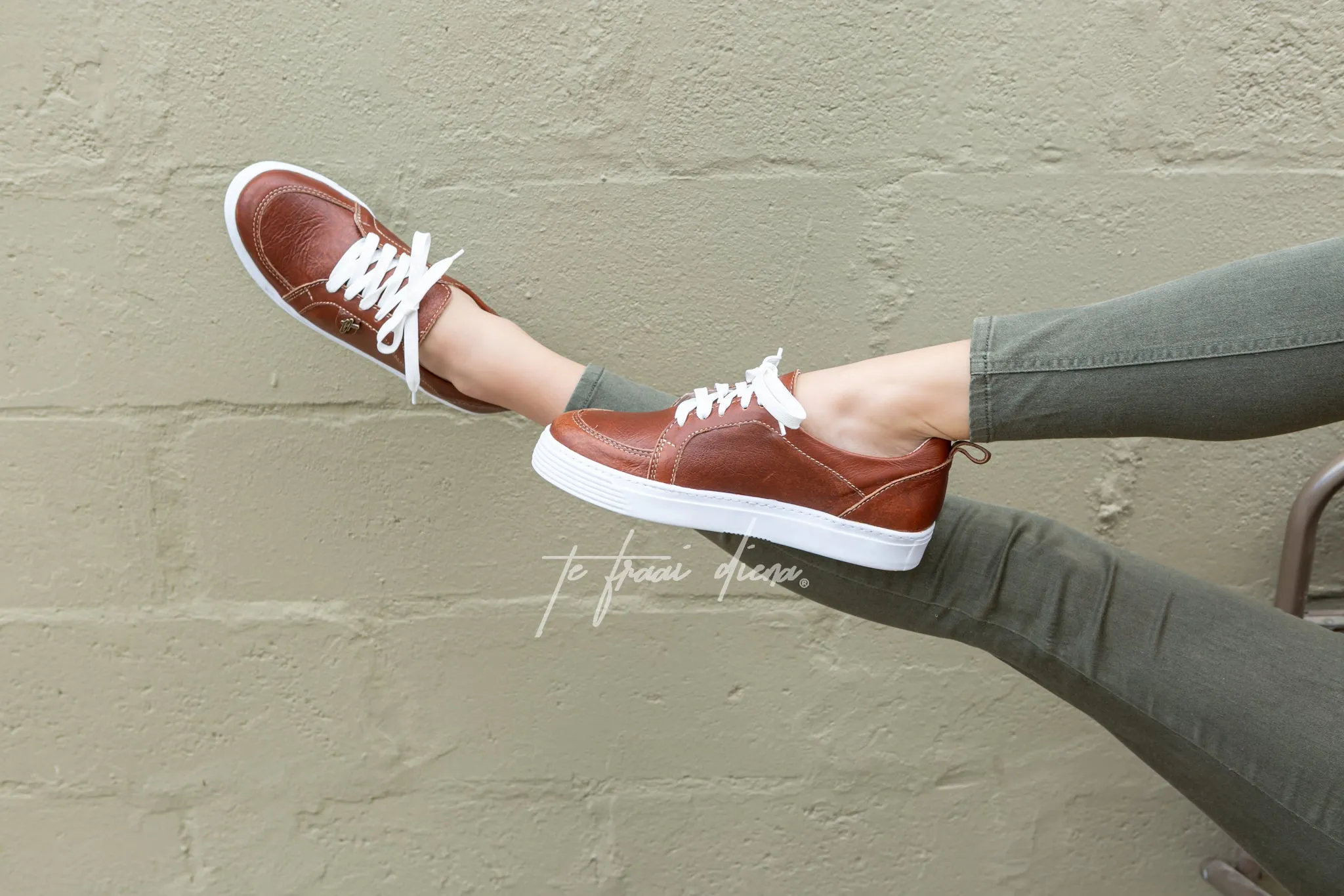 Fleur Sneaker - Tan
