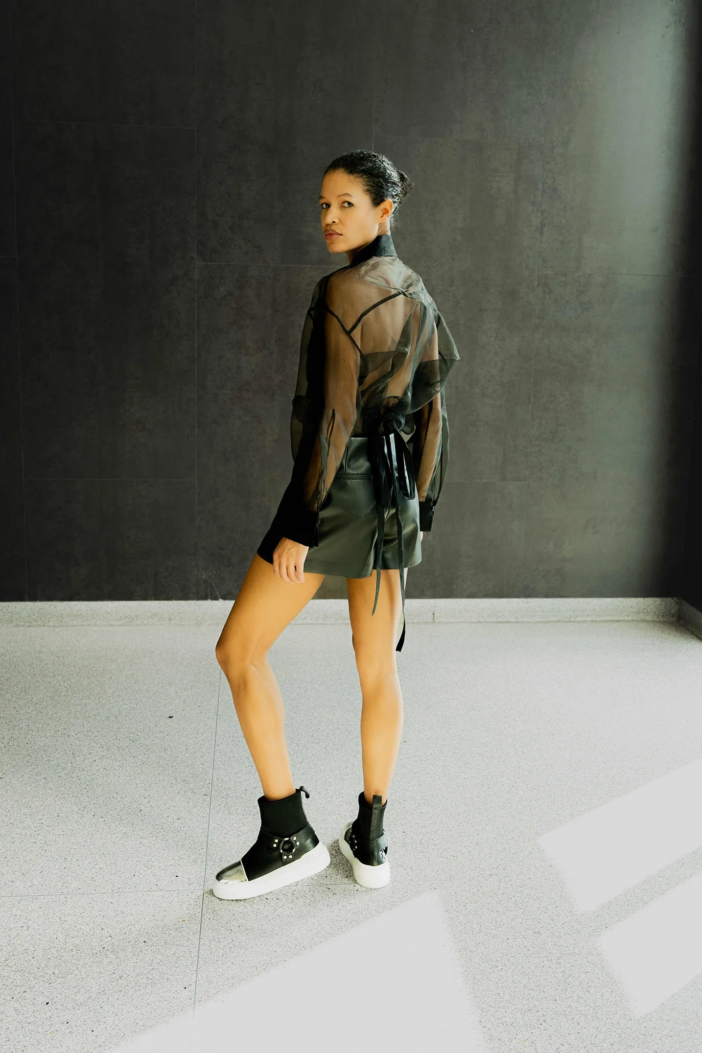 Harness stretch boots