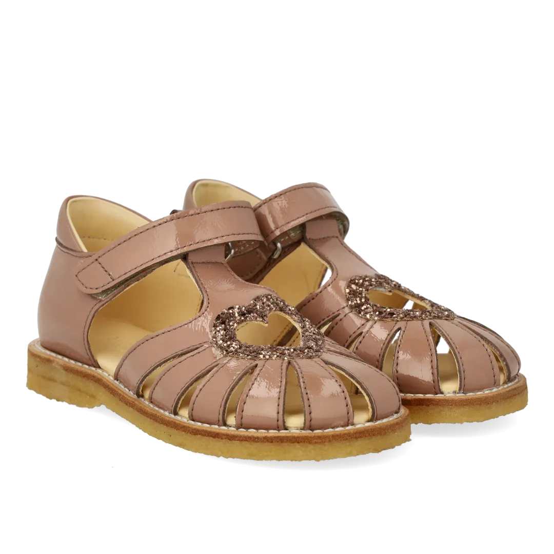 Heart sandal with a sparkling glitter heart