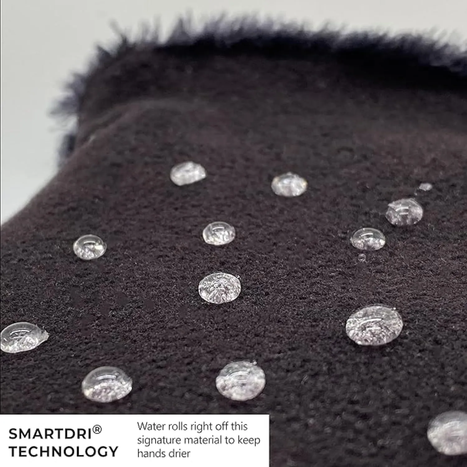 isotoner womens Stretch Fleece Gloves With Microluxe Lining and Smart Touch Technology
