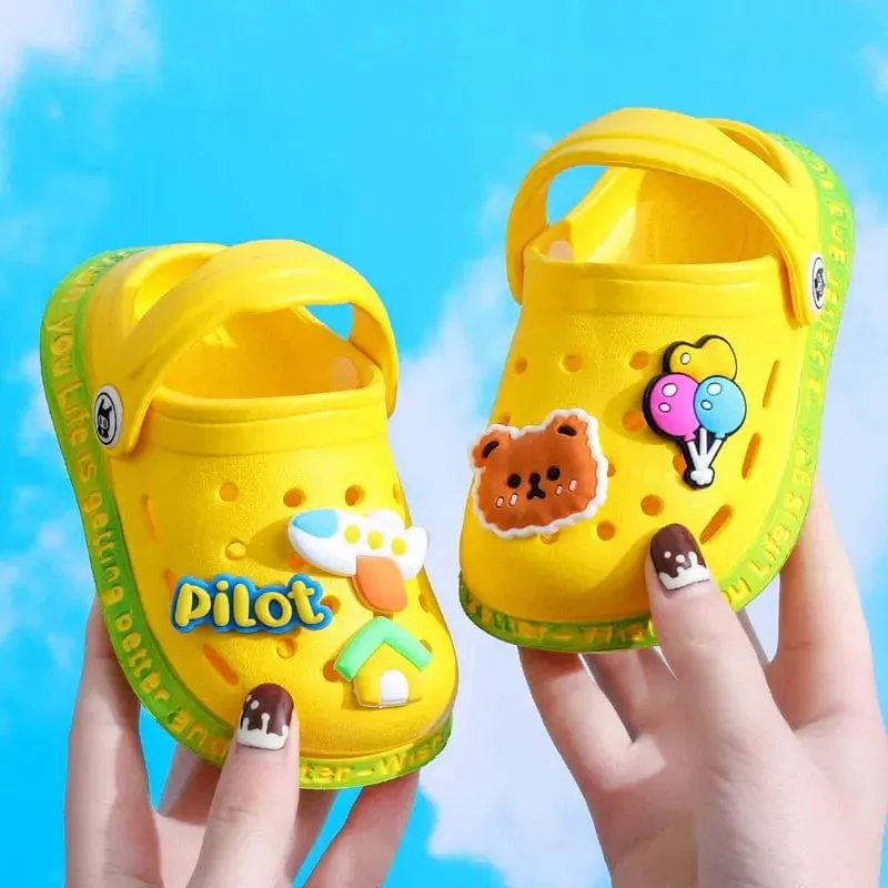 Kids Sandals Hole Children's Shoes Slippers Soft Anti-Skid Cartoon DIY Design Hole Baby Shoes Sandy Beach For Boys Girls