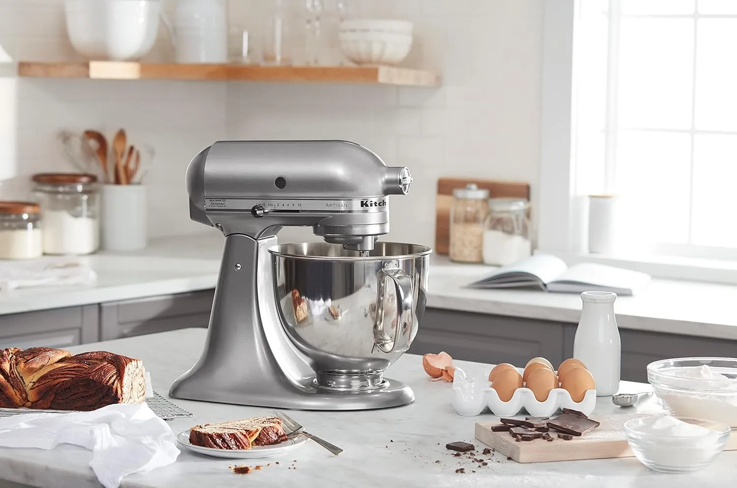 KitchenAid Artisan Series 5 Quart Tilt Head Stand Mixer with Pouring Shield KSM150PS, Contour Silver