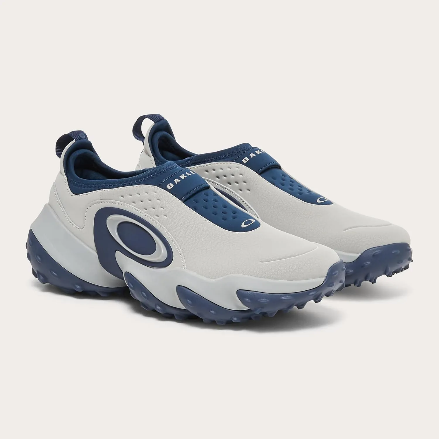 Oakley Men's Edge Icon Sneaker