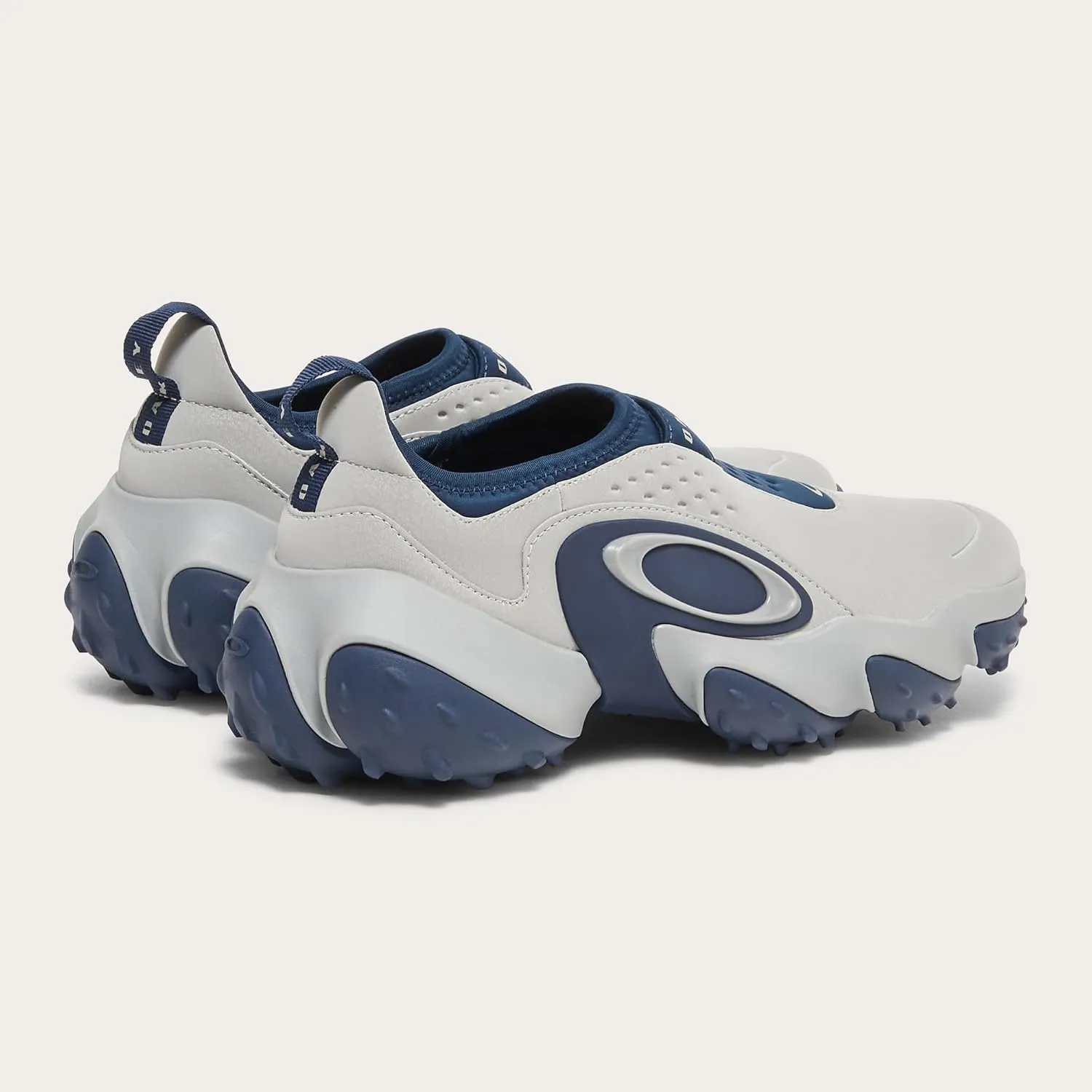 Oakley Men's Edge Icon Sneaker