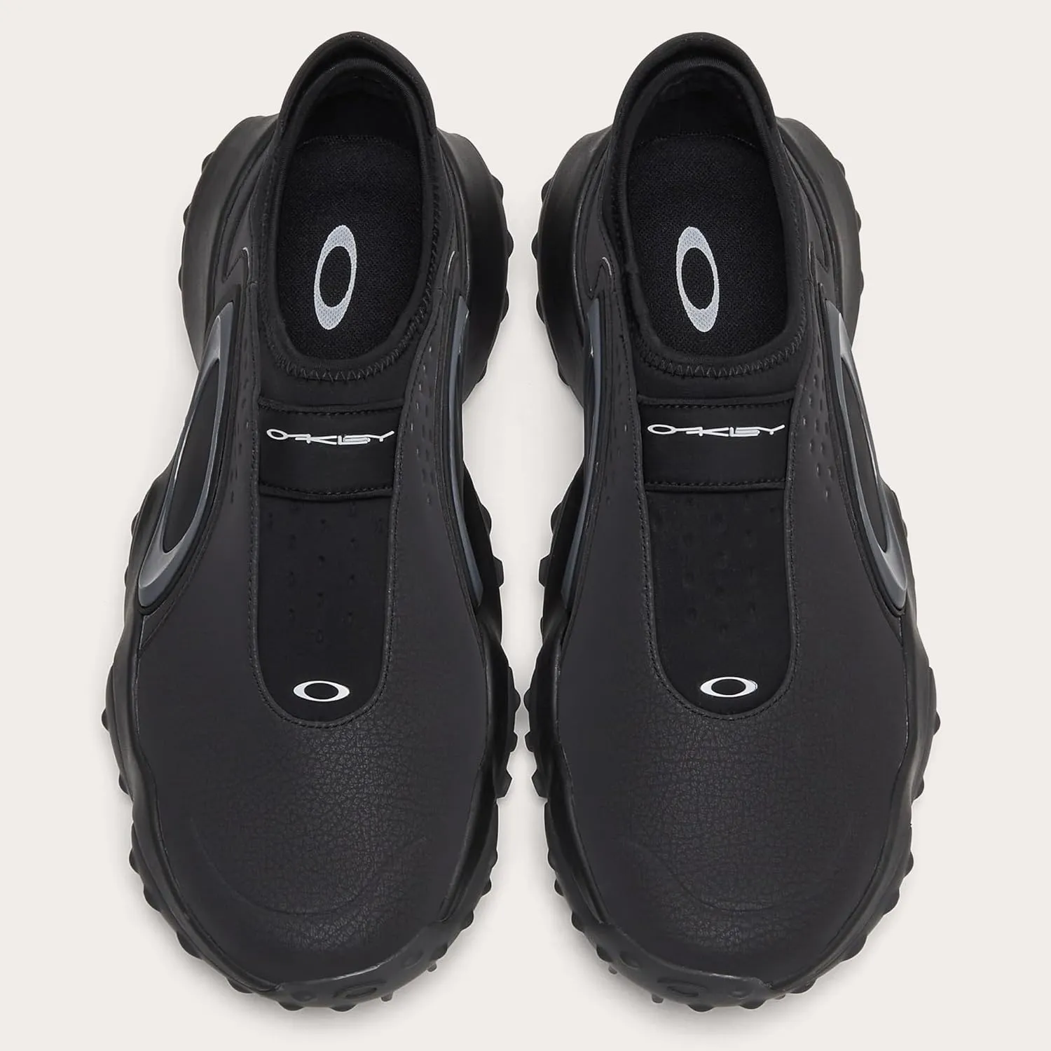 Oakley Men's Edge Icon Sneaker