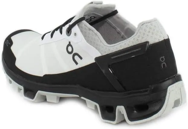 ON-Running Womens Cloudventure Peak Running Shoe