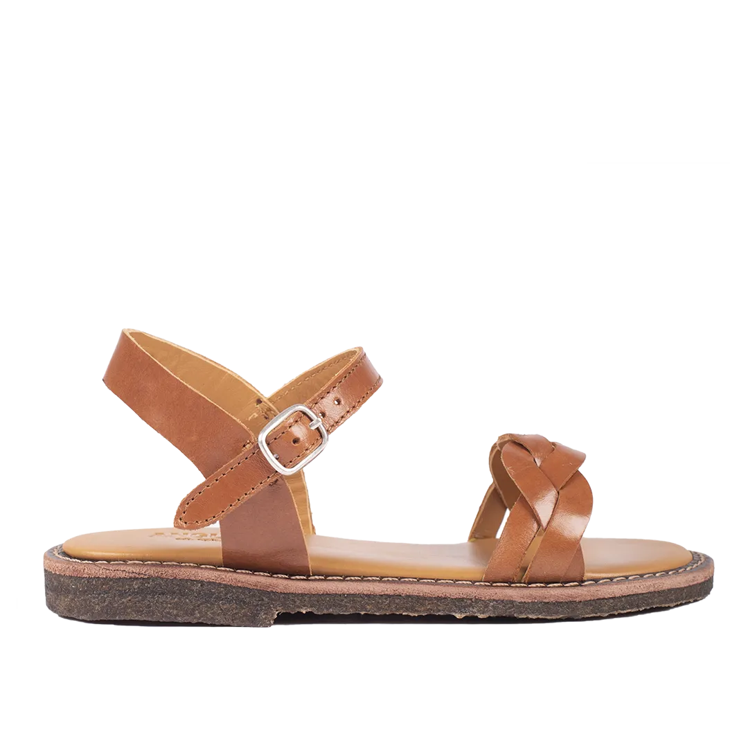 Sandal with open toe and braided detail