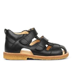 Sandal with velcro closure