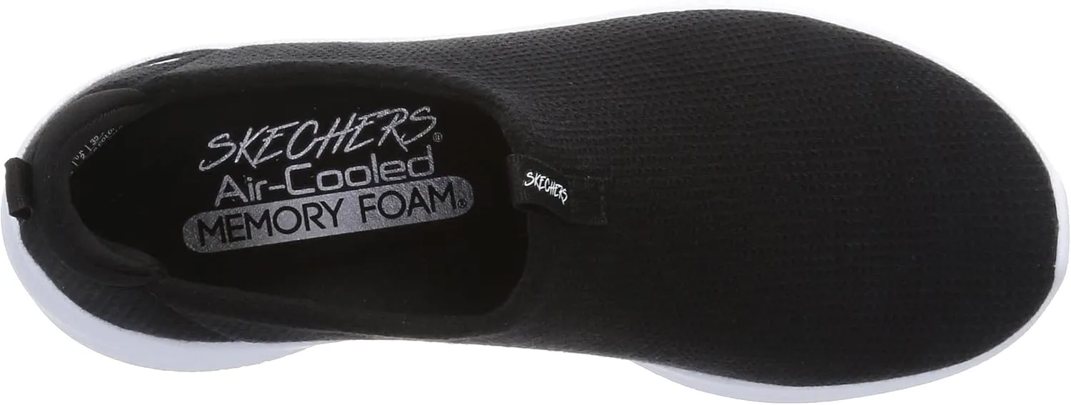 Skechers Women's Soft Classic Sneaker