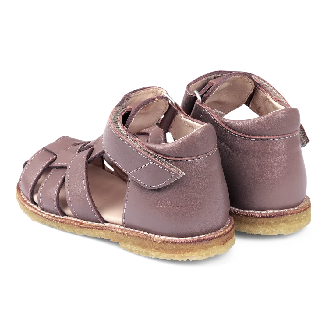 Starter sandal with velcro closure