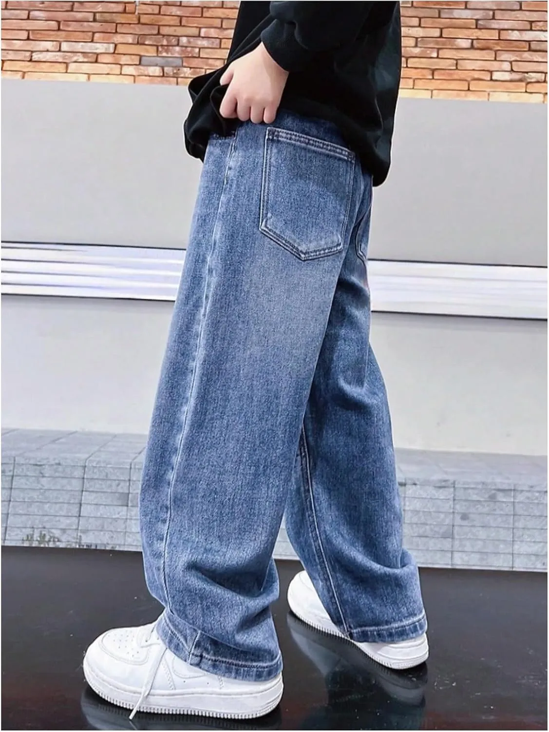 Verdusa Boy's Casual Straight Leg Baggy Jeans Elastic Waist Loose Denim Pants with Pockets