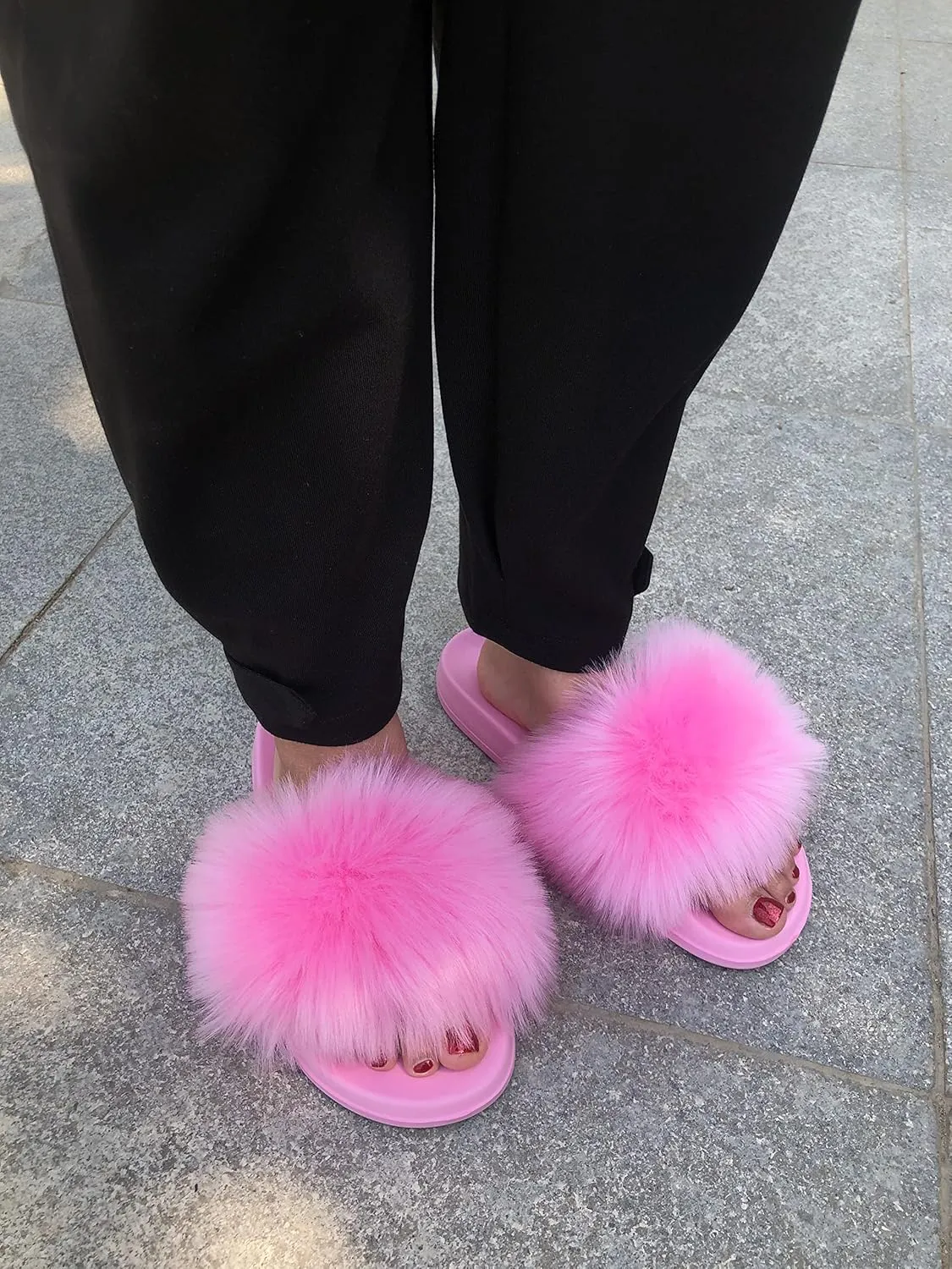 Women's Faux Fur Slides, Open Toe Cute Fur Slippers, Indoor or Outdoor Comfortable Furry Slide Sandals With Fluffy Fur