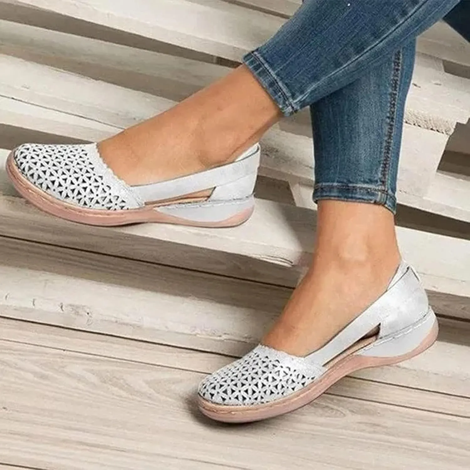 Women's Hollow Wedge Sandals Round Closed Toe Soft Loafers Outdoor Walking Shoes Comfortable Breathable Elastic Sandals Summer Lightweight Slip-on Beach Casual Sandal